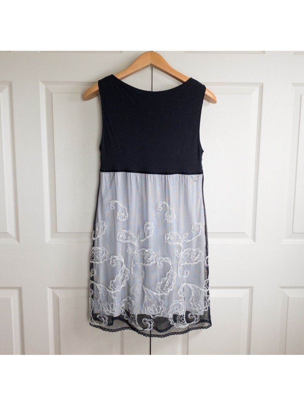 Elisa Cavaletti Black White Floral Embroidered Sheer Net Mesh Dress Size Large - Picture 4 of 10